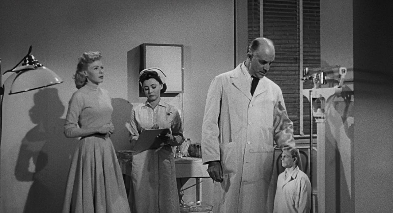 Невероятно худеющий человек (1957)